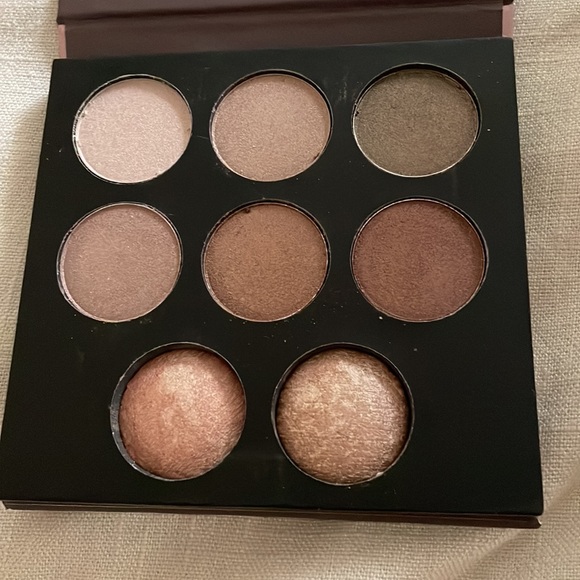 Dream glow eyeshadow palette - Picture 2 of 2
